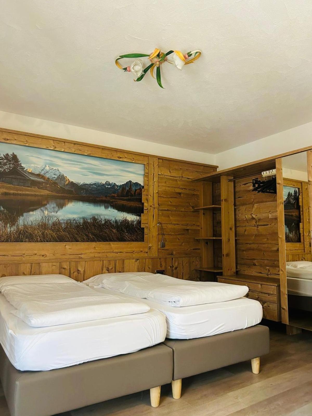 El Ciasel Hotel Canazei Buitenkant foto